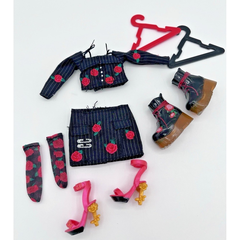 Rainbow High Daria Roselyn Doll Outfit Shirt Skirt Shoes Socks Hanger MGA